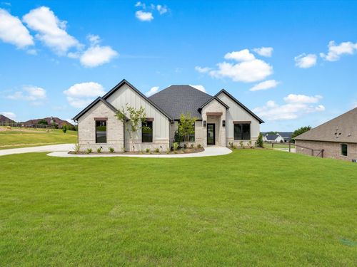 213 Martin Dr, Granbury, TX, 76049-1340 | Card Image