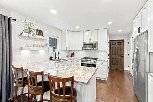 10217 Valley Forge Ln N, Maple Grove, MN, 55369-2847 | Card Image