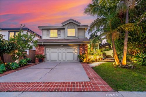 7520 W 82nd St, Playa del Rey, CA, 90293-8805 | Card Image