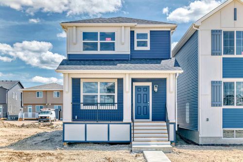 18 Corner Glen Grove Ne, Calgary, AB, T3N2P5 | Card Image