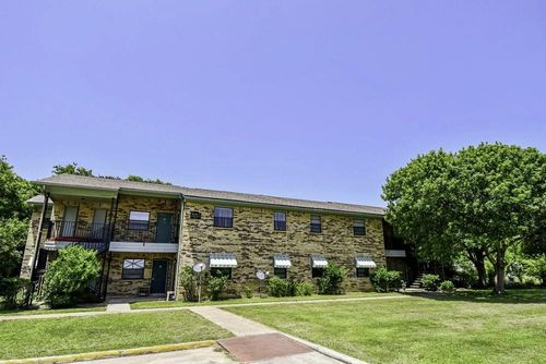 138 Sandpiper Cir, Palacios, TX, 77465-3442 | Card Image