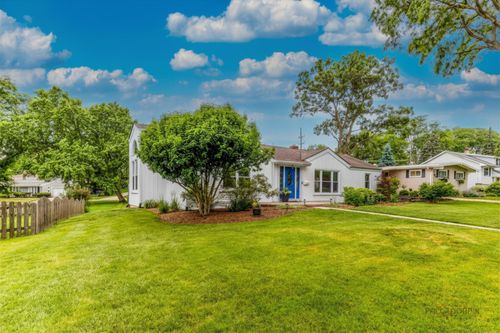 310 S Summit St, Wheaton, IL, 60187-5911 | Card Image