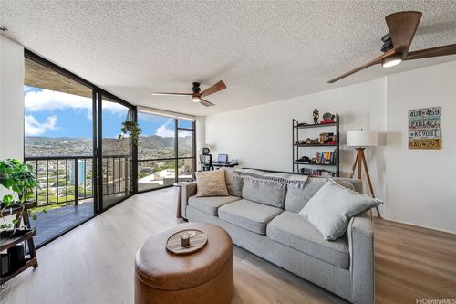 apt-3504-60 N Beretania St, Honolulu, HI, 96817-4763 | Card Image