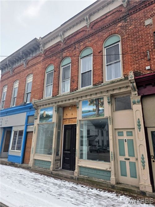 6 State St, Middleport, NY, 14105-1106 | Card Image