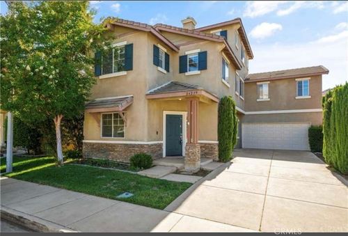 26259 Douglass Union Ln, Murrieta, CA, 92563-4087 | Card Image