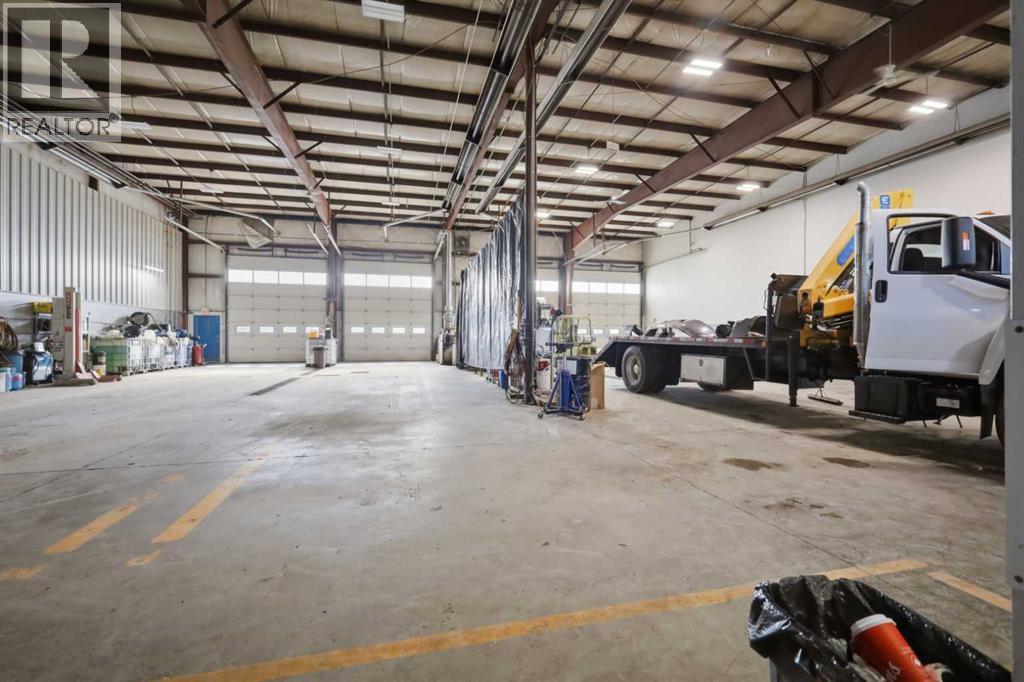 Commercial Lease in Red Deer 4