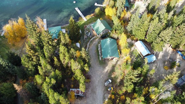 7068 Gun Lake West Road, House other with 3 bedrooms, 2 bathrooms and 9 parking in Pemberton BC | Image 2