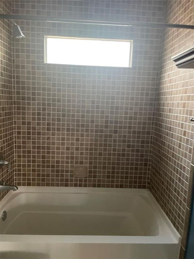 1100 Clayton Ln, House other with 2 bedrooms, 2 bathrooms and null parking in Austin TX | Image 6