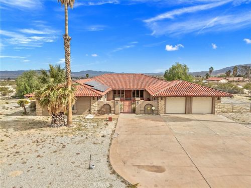 5717 Hillcrest Dr, Twentynine Palms, CA, 92277 | Card Image