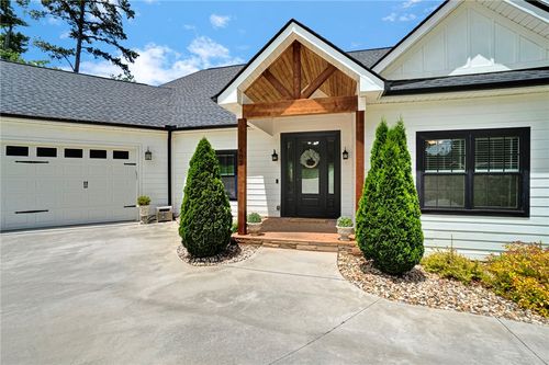 602 W Pine Court, Seneca, SC, 29672 | Card Image