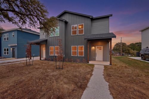 3327 Eastland St, Fort Worth, TX, 76119-2834 | Card Image