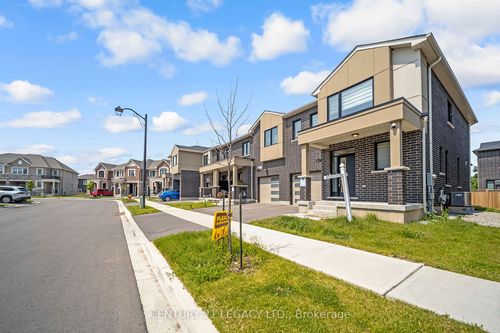 1742 Thames Cir, Milton, ON, L9E1Y5 | Card Image