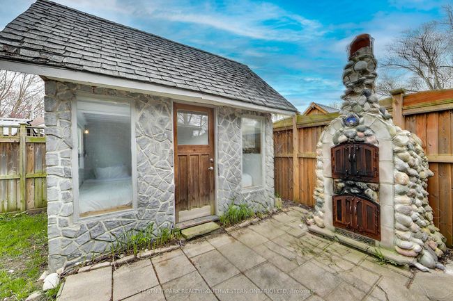 2016 James St E, House other with 3 bedrooms, 2 bathrooms and 2 parking in Bright's Grove ON | Image 26