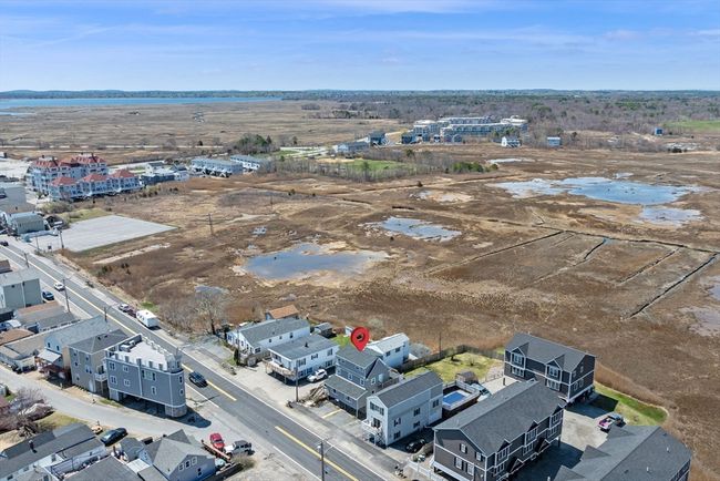 APT-1 - 67 N End Blvd, Condo with 2 bedrooms, 1 bathrooms and 2 parking in Salisbury MA | Image 37