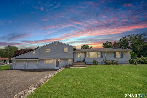 2 Birchwood Ter, Prospect, CT, 06712-1301 | Card Image