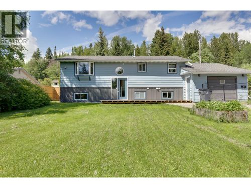 3667 Winslow Dr, Prince George, BC, V2K1W8 | Card Image