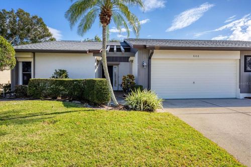 606 Chestnut Ln, ENGLEWOOD, FL, 34223-6181 | Card Image