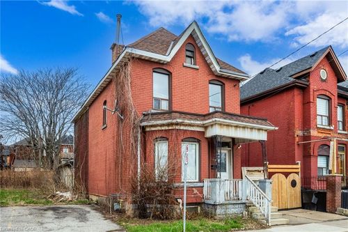 249 Wentworth St N, Hamilton, ON, L8L5V9 | Card Image