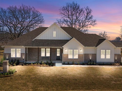 151 Moonlight Drive, Smithville, TX, 78957 | Card Image