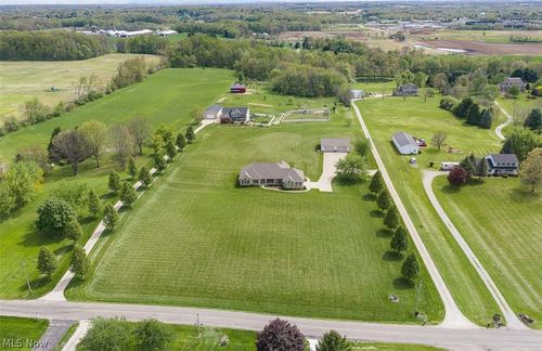 11210 Tritts Street Nw, Canal Fulton, OH, 44614 | Card Image