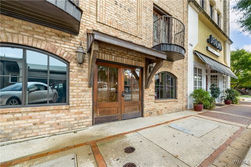 apt-102-2304 University Blvd, Tuscaloosa, AL, 35401-1779 | Card Image