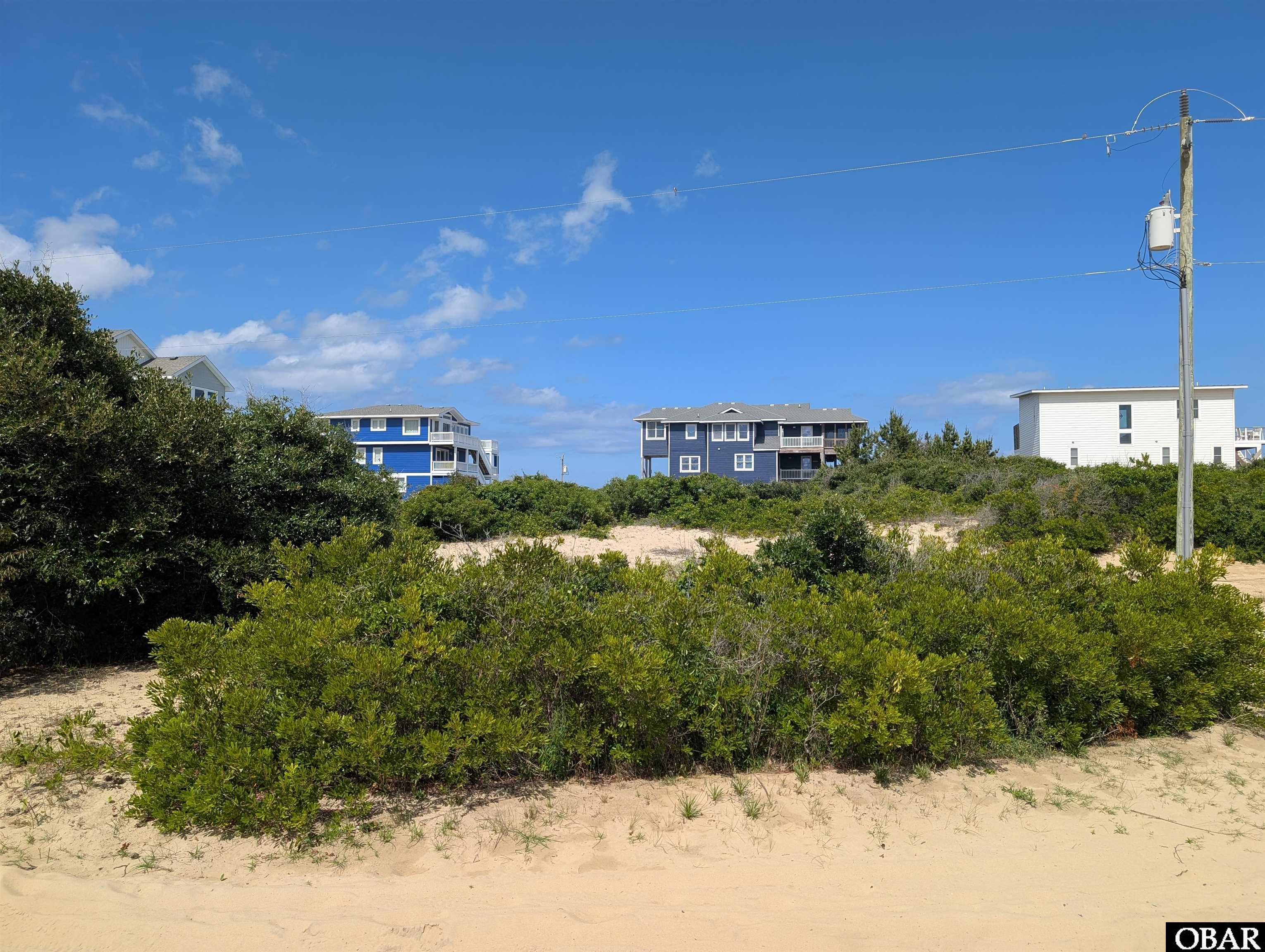 Land in Corolla 4