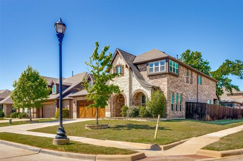 1029 Palo Oaks Dr, Burleson, TX, 76028-5062 | Card Image