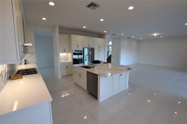 17064 Teton River Rd, House other with 5 bedrooms, 7 bathrooms and null parking in Boca Raton FL | Image 43