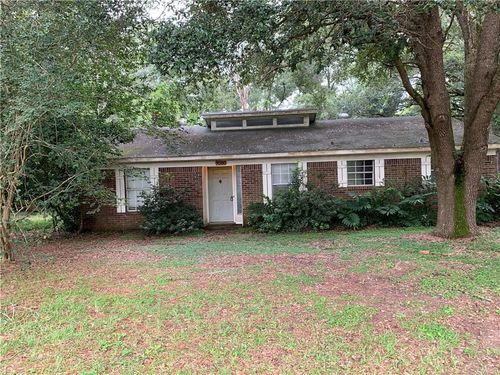 9080 Rawhide Ct, Semmes, AL, 36575-7275 | Card Image