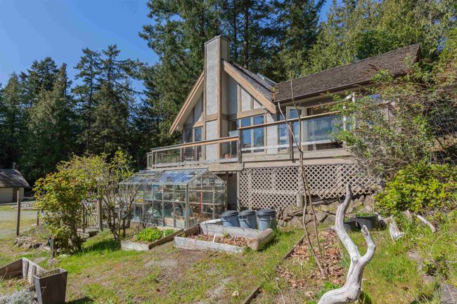 630 Dinner Bay Road, House other with 12 bedrooms, 8 bathrooms and 12 parking in Mayne Island BC | Image 32