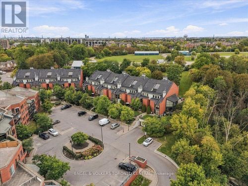 th18-100 Arbors Lane, Vaughan (West Woodbridge), ON, L4L3Z2 | Card Image