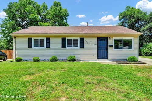 4901 Seville Dr, Louisville, KY, 40272-3332 | Card Image
