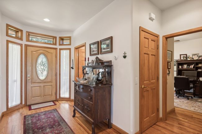 Entryway | Image 11