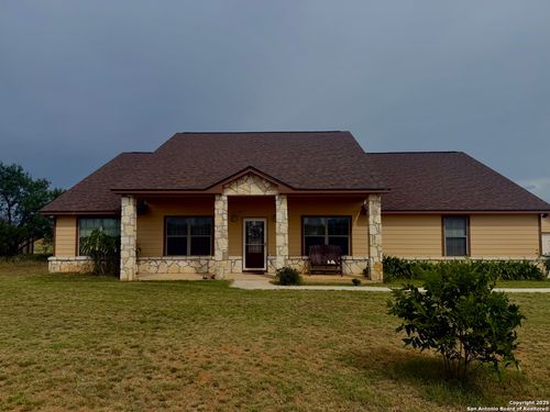 1662 Sandbranch Rd, Bigfoot, TX, 78005-7473 | Card Image