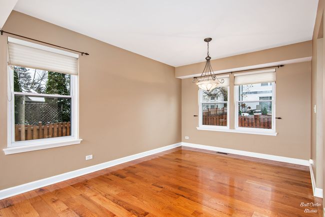 572 Green Bay Ct, Home with 4 bedrooms, 3 bathrooms and null parking in Lake Zurich IL | Image 7