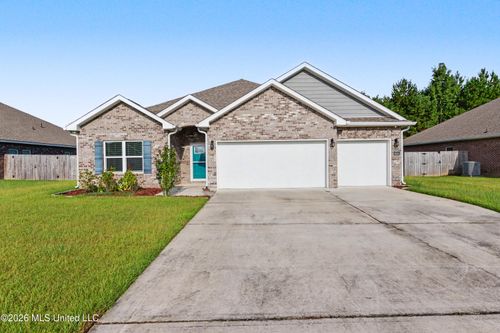 9524 Mallette Dr, Biloxi, MS, 39532-4553 | Card Image
