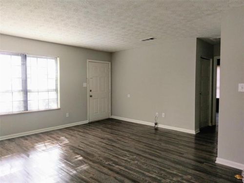 2566 Stratford Ln, Morrow, GA, 30260-2129 | Card Image