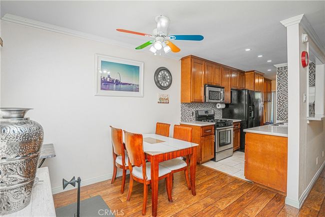 10712 Knott Ave, Condo with 2 bedrooms, 2 bathrooms and 2 parking in Stanton CA | Image 6