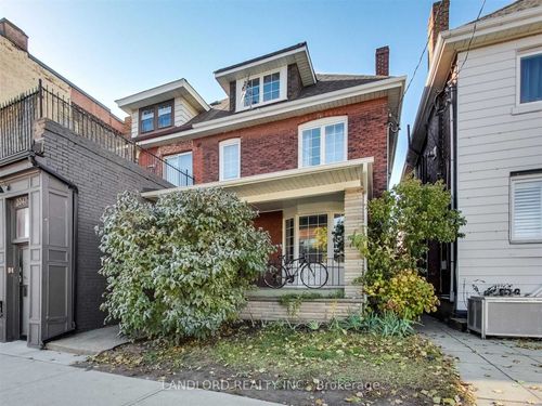 main-fl-2251 Dundas St W, Toronto, ON, M6R1X6 | Card Image