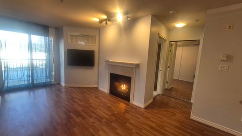 412-3278 Heather St, Vancouver, BC, V5Z4R9 | Card Image