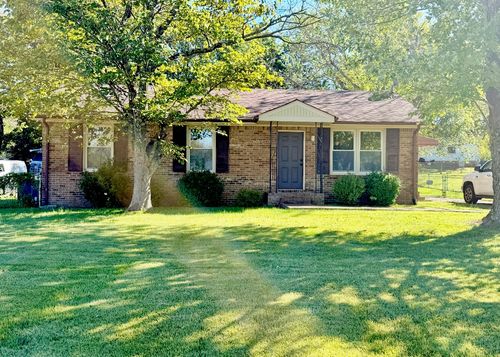 579 Cynthia Dr, Clarksville, TN, 37042-3850 | Card Image