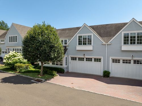 27-27 Kensett Ln, Darien, CT, 06820-2438 | Card Image