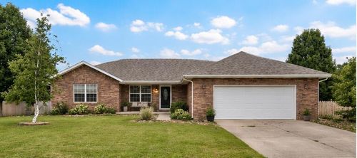 755 E Vivian Street, Bolivar, MO, 65613 | Card Image