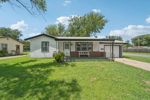 2703 S Bennett Ave, Wichita, KS, 67217-1811 | Card Image