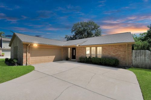 11506 Barwood Bend Dr, Houston, TX, 77065-2131 | Card Image