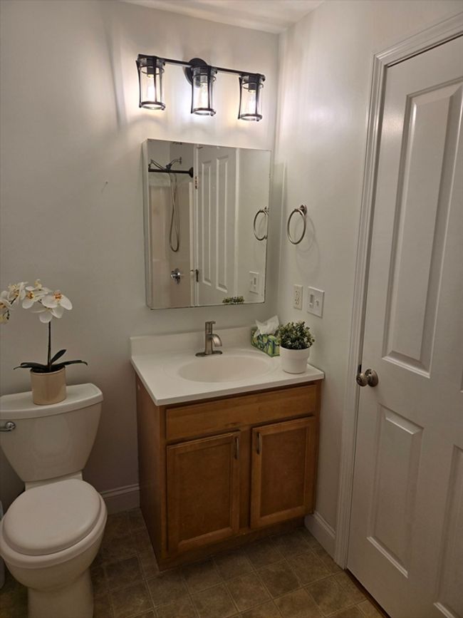 APT-302A - 315 Cambridge St, Condo with 2 bedrooms, 1 bathrooms and 2 parking in Worcester MA | Image 4