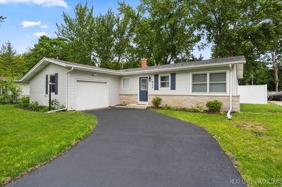 5S443 Glenoban Drive, House other with 3 bedrooms, 1 bathrooms and 1 parking in Naperville IL | Image 1