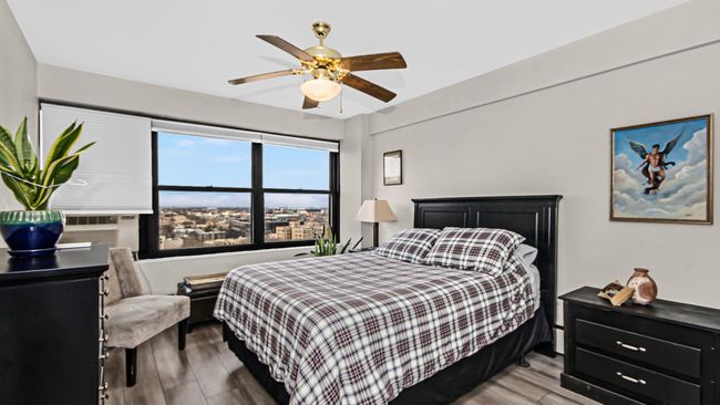 APT-17N - 3420 N Lake Shore Dr, Condo with 2 bedrooms, 2 bathrooms and 1 parking in CHICAGO IL | Image 9