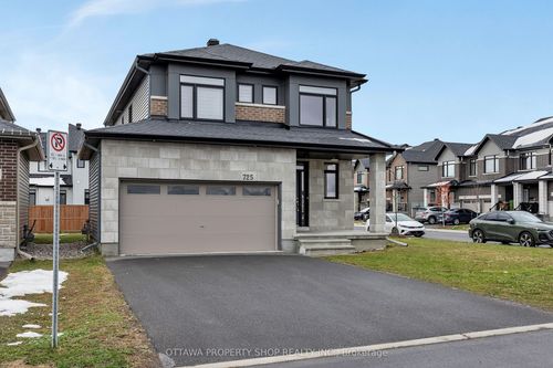 725 Odyssey Way, Gloucester, ON, K1T0V9 | Card Image