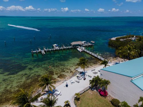 apt-s3-87200 Overseas Hwy, Islamorada, FL, 33036-3107 | Card Image